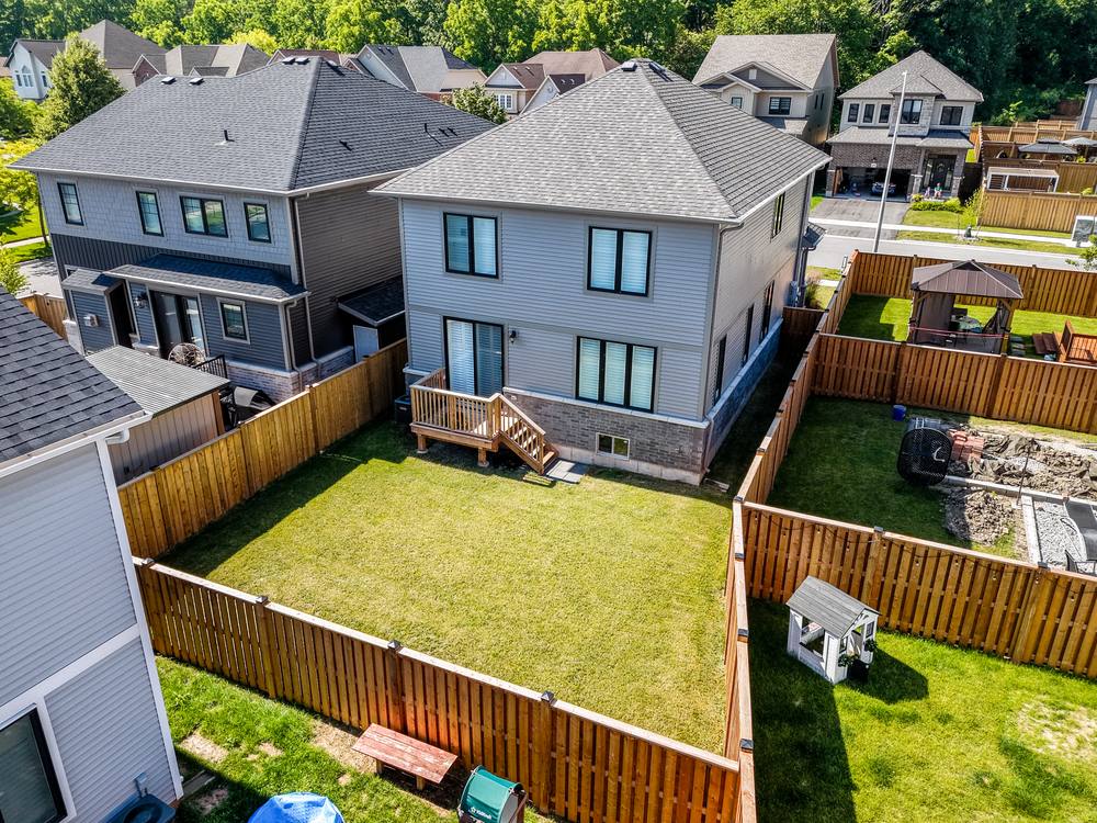 Real estate photography — 38 Riesling Street, Grimsby